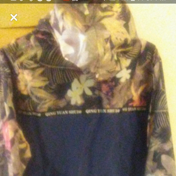 Windbreaker jacket - Picture 4 of 8